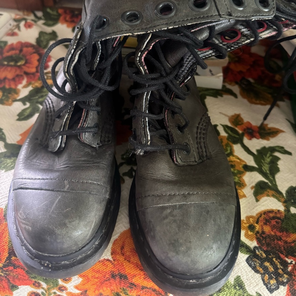 Dr. Martens Triumph Boots